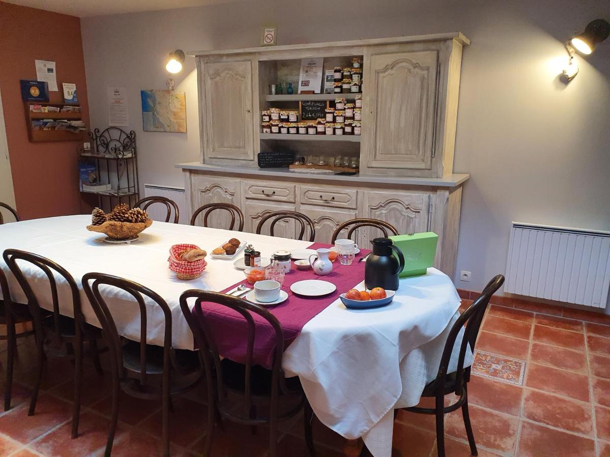 Le Domaine De Bellevue Bed and Breakfast Tanzac Buitenkant foto