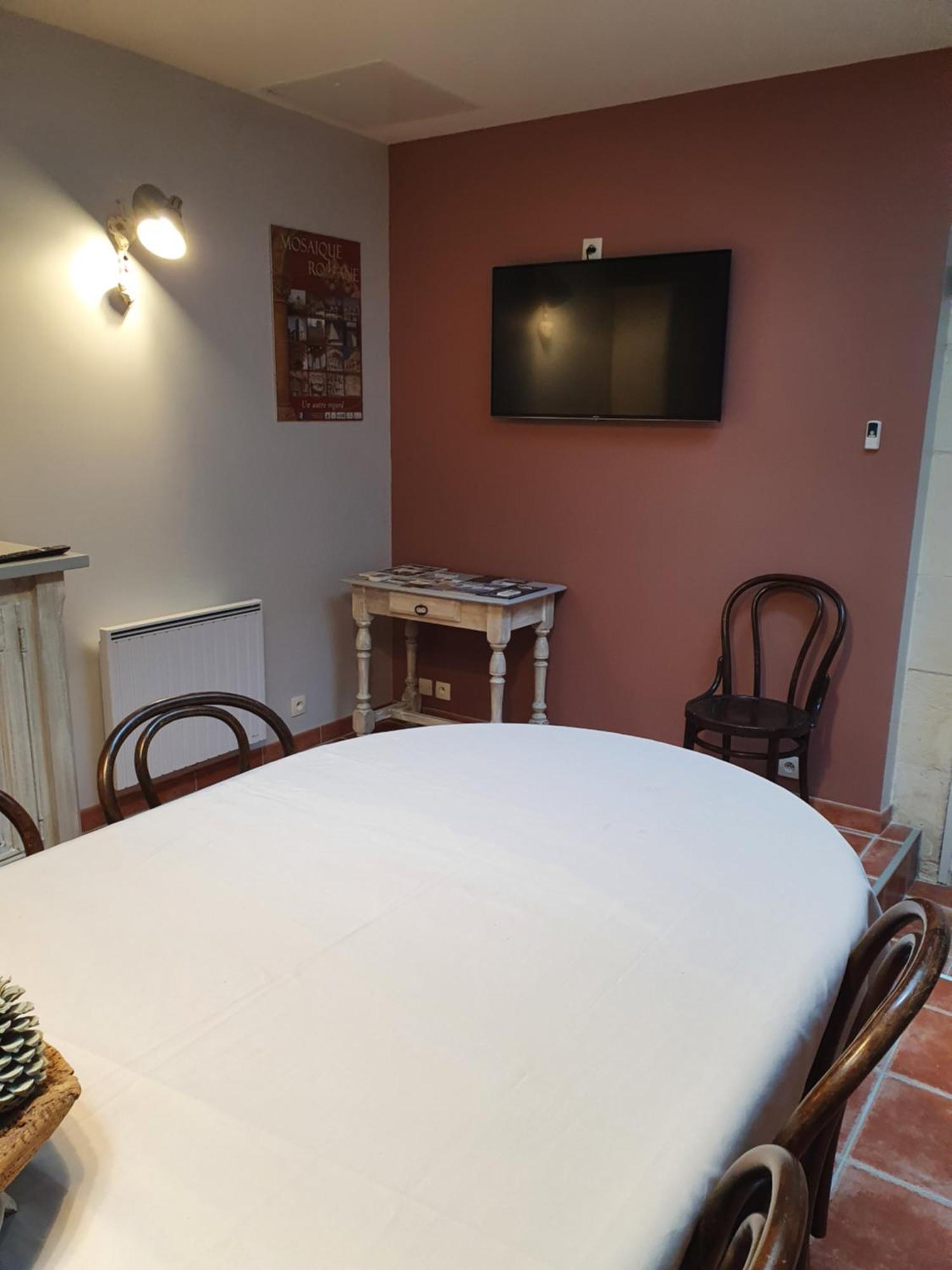 Le Domaine De Bellevue Bed and Breakfast Tanzac Buitenkant foto